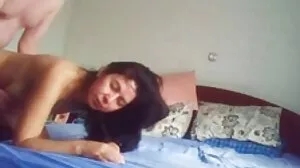 இந்த MILF இல் உதடுகளைப் பார்க்க வேண்டும்