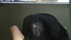 Busty Ebony ஒரு வெள்ளை டிக் உறிஞ்சி அதை ஃபக்ஸ்