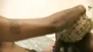வசந்த இடைவேளையின் போது படகில் ஹார்ட் பேப்ஸ் பார்ட்டி